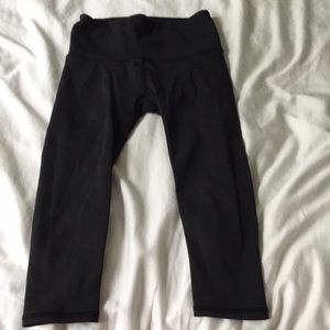 Lululemon short leggings